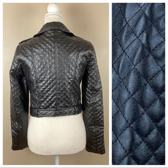 NWOT Romeo and Juliet Couture Black Jacket. Size S - Picture 3 of 3